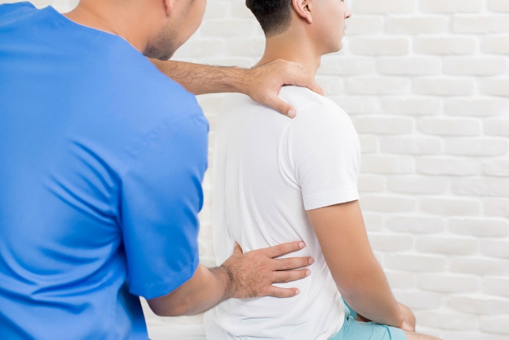 back_pain_and_sciatica-min